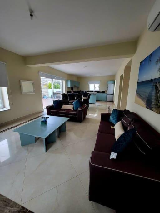 Villa Utopia Paphos Eksteriør bilde